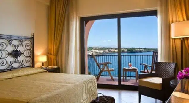 Deluxe Zimmer Sizilien Erotravel