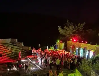 amphitheater-party