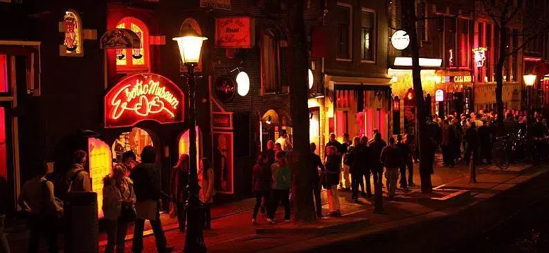 amsterdam rotlichtviertel red light district erotravel tipp