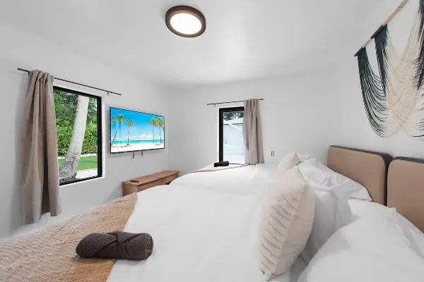 comfort large room coatie miami erotravel