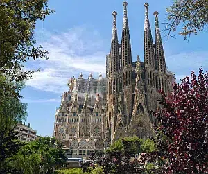 sagrada familia barcelona erotravel